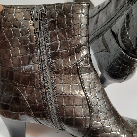 Vintage style croc boots - Picture 3 of 6